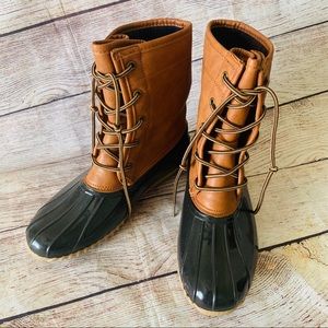 The Original Arianna Duck Boot Womens 8